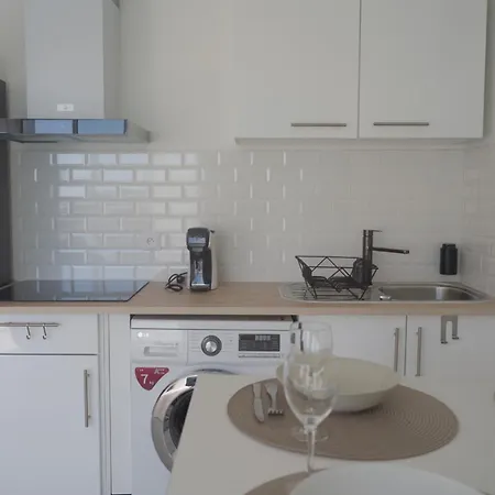 Apartment Cosy ,lumineux Avec Parking *